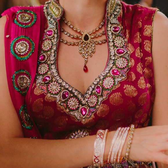 Fromal Indian Bridal Lehenga small - Picture 5 of 5